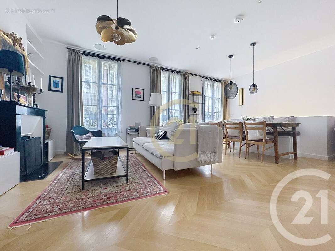 Appartement à PARIS-12E