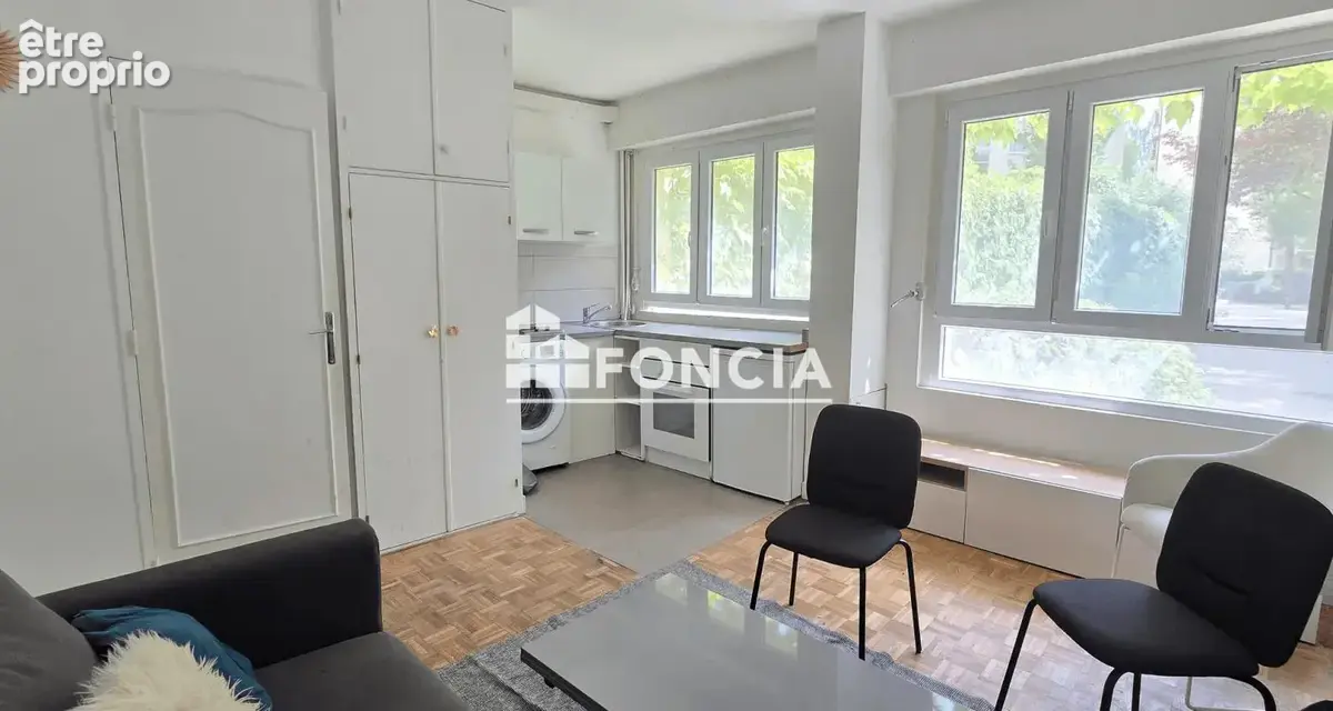 Photo Appartement à Neuilly-Sur-Seine au prix de 205 000€