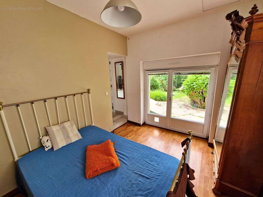 Maison à LE RELECQ-KERHUON