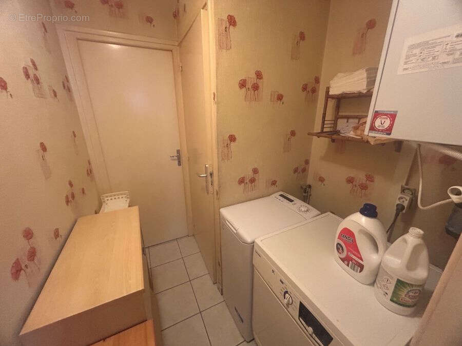 Maison de ville mitoyenne de 72,75m2 bâtie sur 183m2 de terrain avec garage accès arrière ! - photo 9