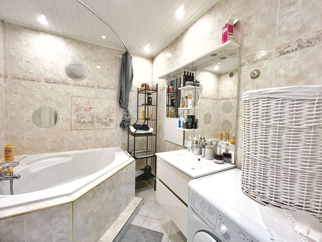 Appartement à SAINT-PRIEST