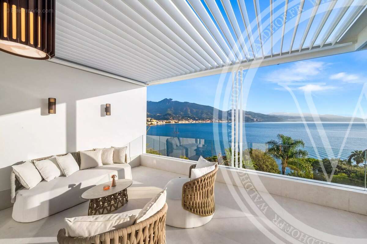 Maison à ROQUEBRUNE-CAP-MARTIN