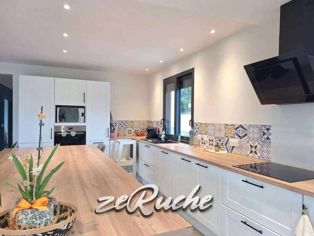 Maison à SAINT-GERMAIN-D&#039;ELLE