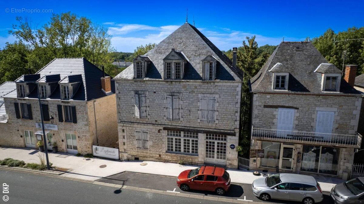 Commerce à CRESSENSAC