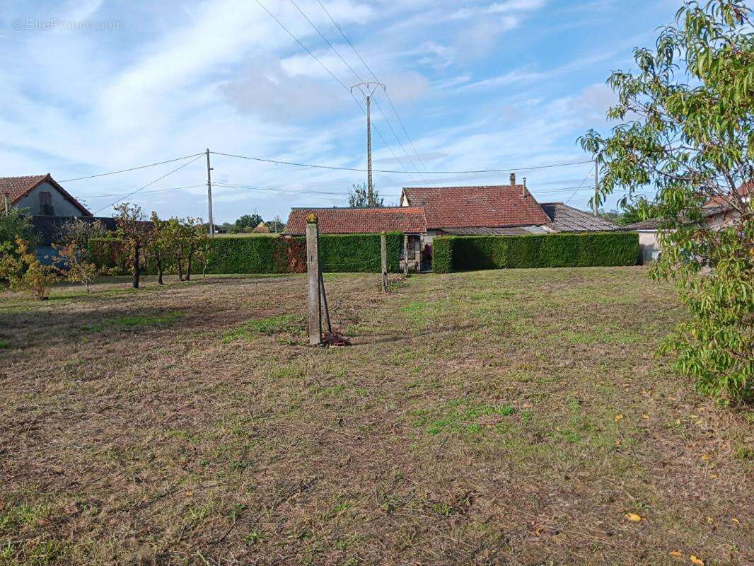 Maison à VARENNES-SUR-ALLIER