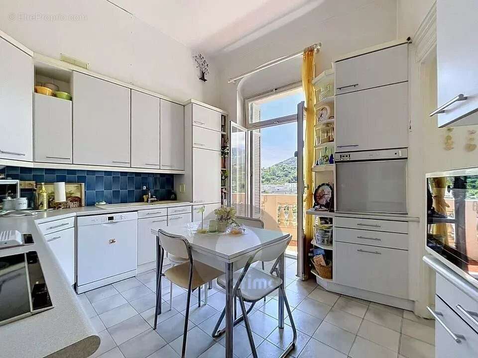 Appartement à MENTON
