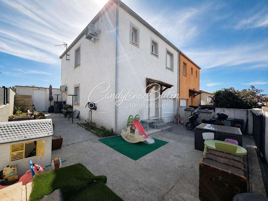 Villa T5 avec piscine, 4 chambres et garage - photo 13