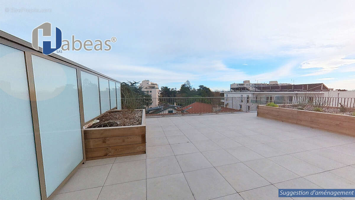 Appartement à LYON-8E