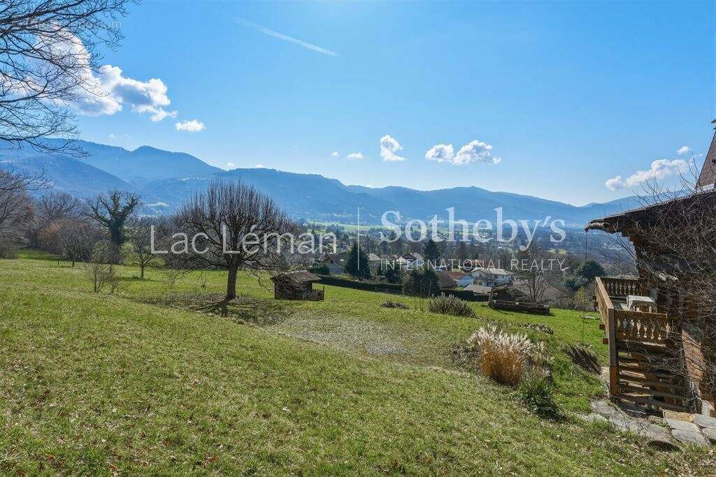 Chalet authentique avec vue panoramique – Propriété de 1,2 hectare - photo 12