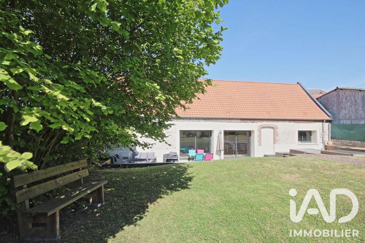 Maison 275 m² à Maroeuil  - photo 1