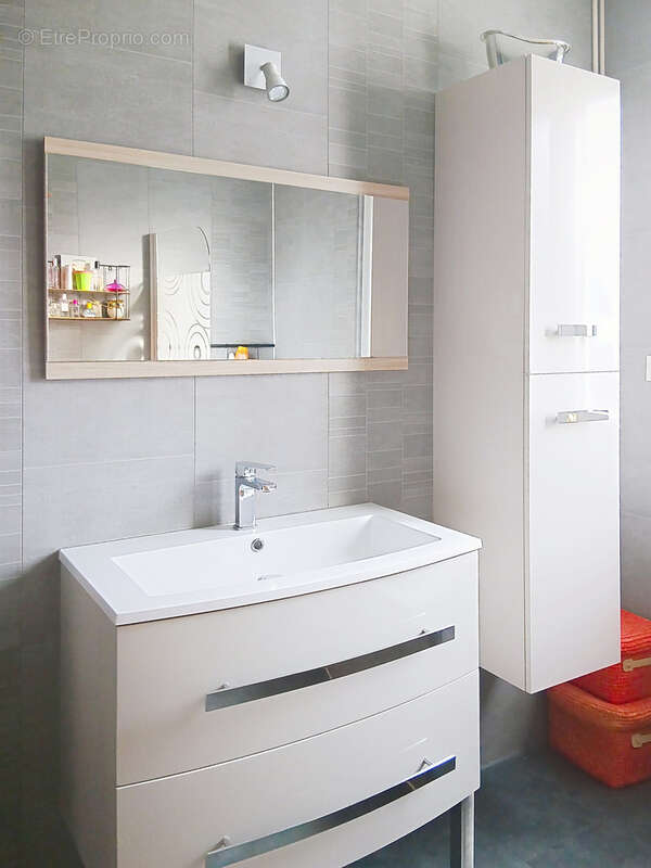 Maison à PONT-DE-ROIDE