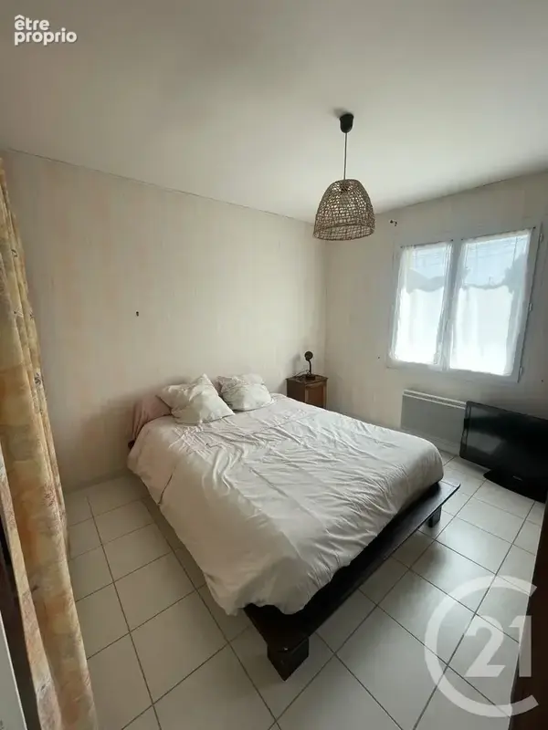 Maison 4 pièces 85 m² à vendre à Saint-Seurin-Sur-L'isle (33660) - photo 5