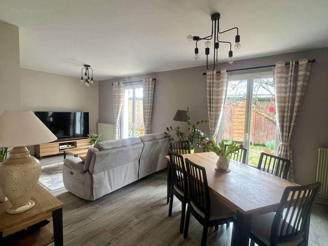 Maison à JOUE-LES-TOURS