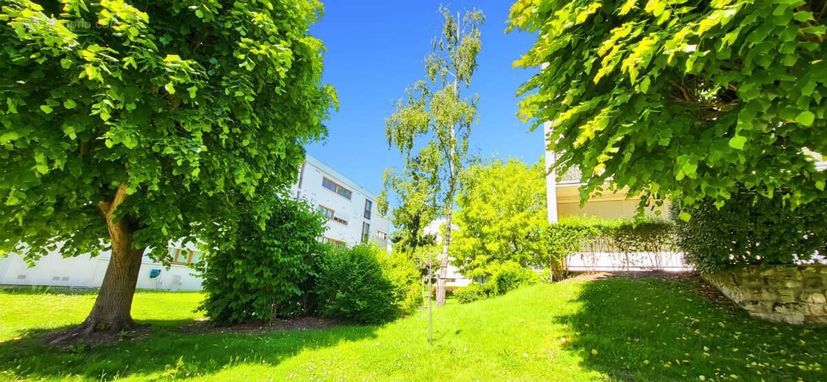 Appartement à CHILLY-MAZARIN