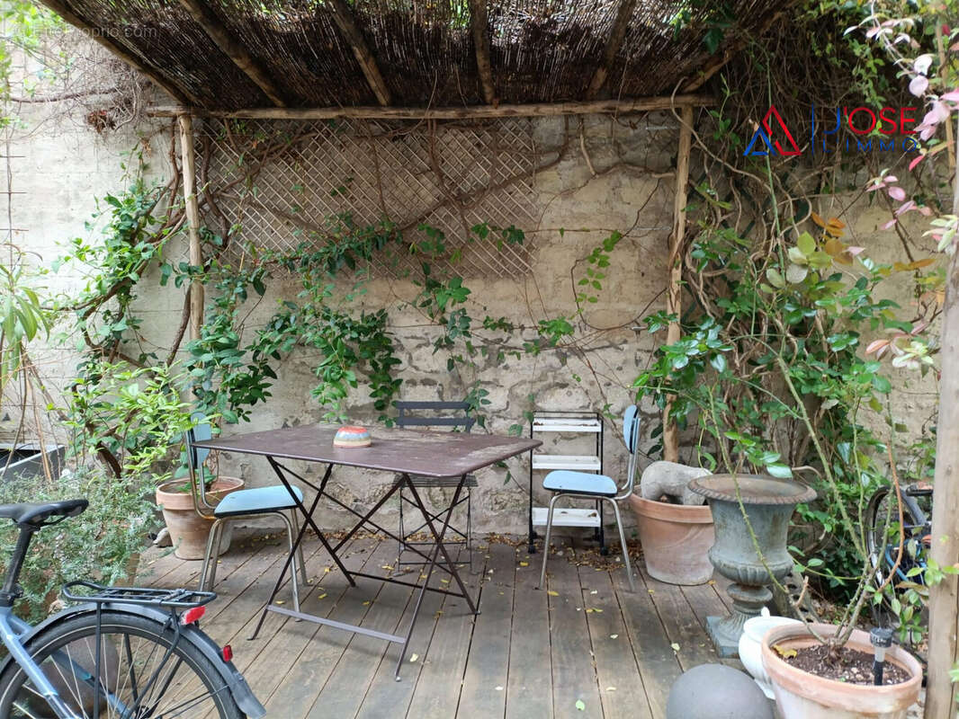 Espace extérieur propice aux moments de détente - Appartement à PARIS-19E