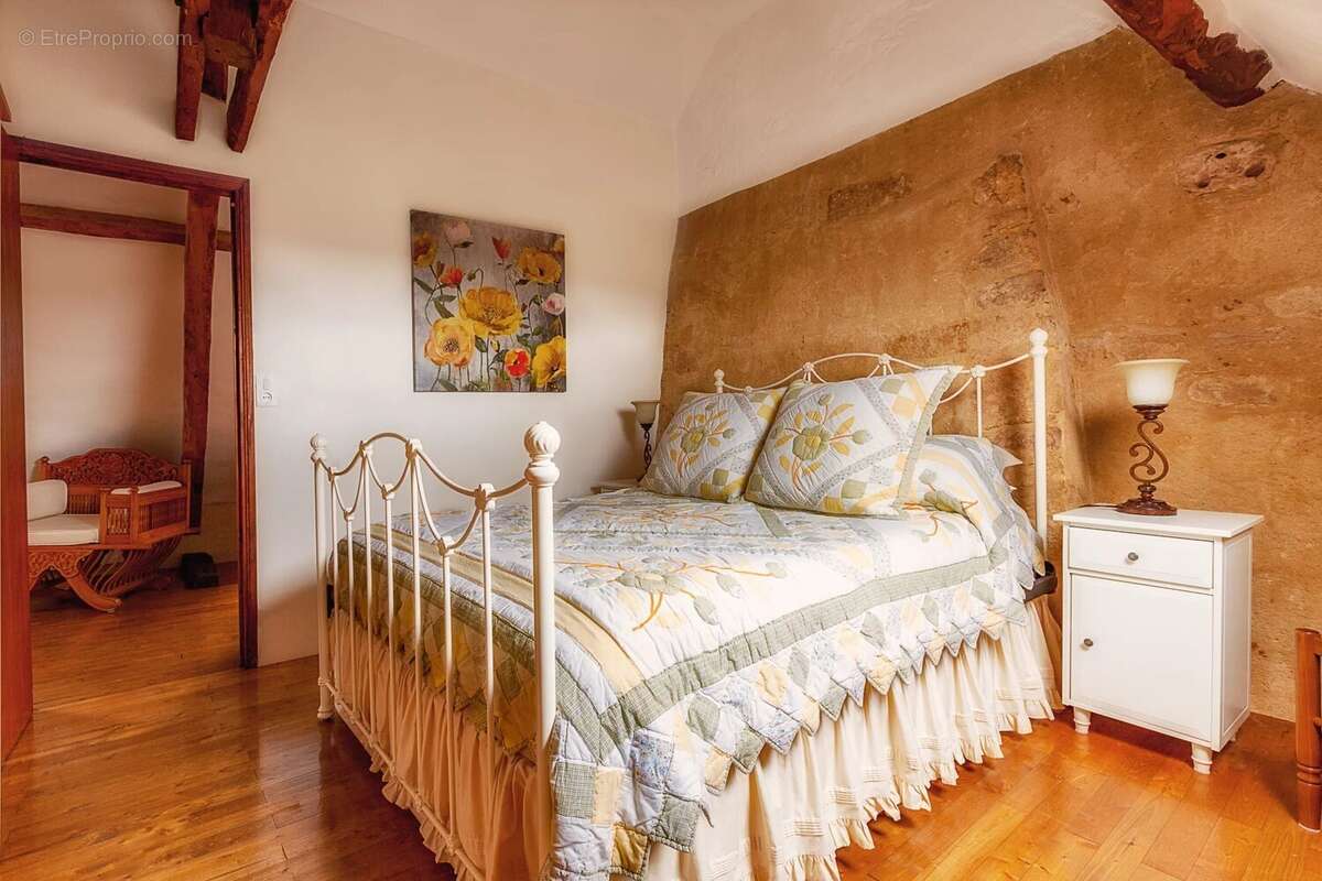 Maison à SAINT-CYPRIEN