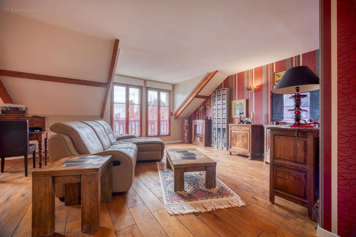Appartement à CARRIERES-SUR-SEINE