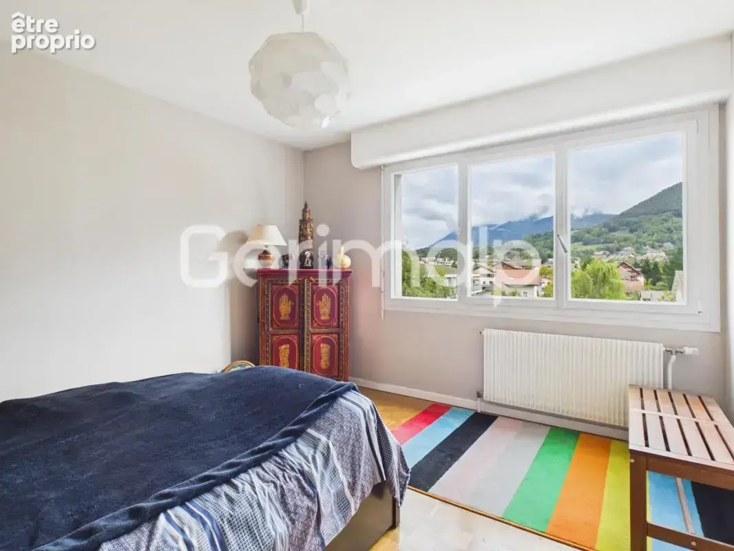 Vente - Appartement - 3 pièces + cuisine - 74,39 m² - 530 000 € - photo 11