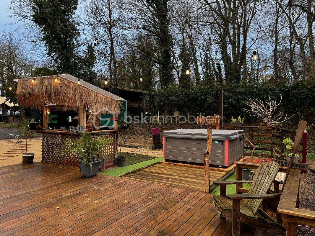 Maison à SAINT-JOUAN-DES-GUERETS