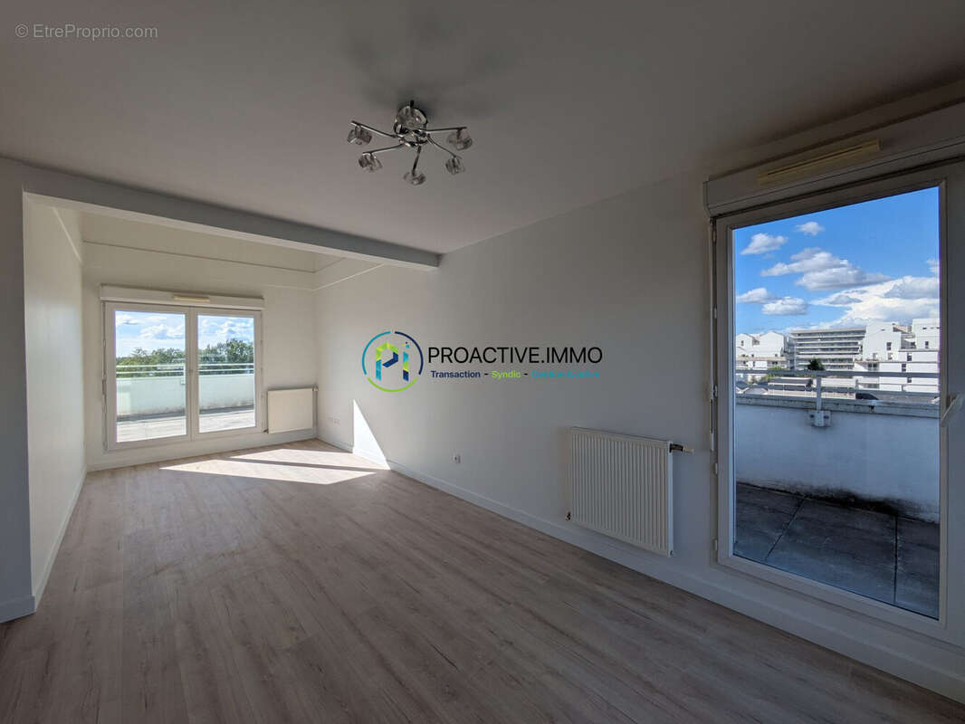 Appartement à BORDEAUX