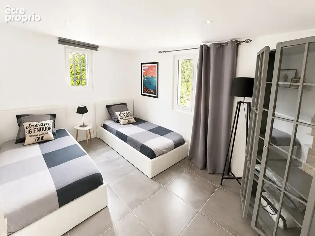 Maison Urrugne, quartier Olhette, 8 pièces 205 m2 - photo 15