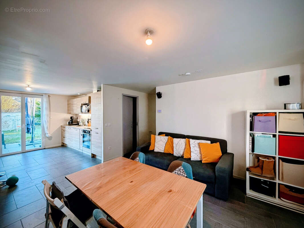 Maison à COULOMMIERS