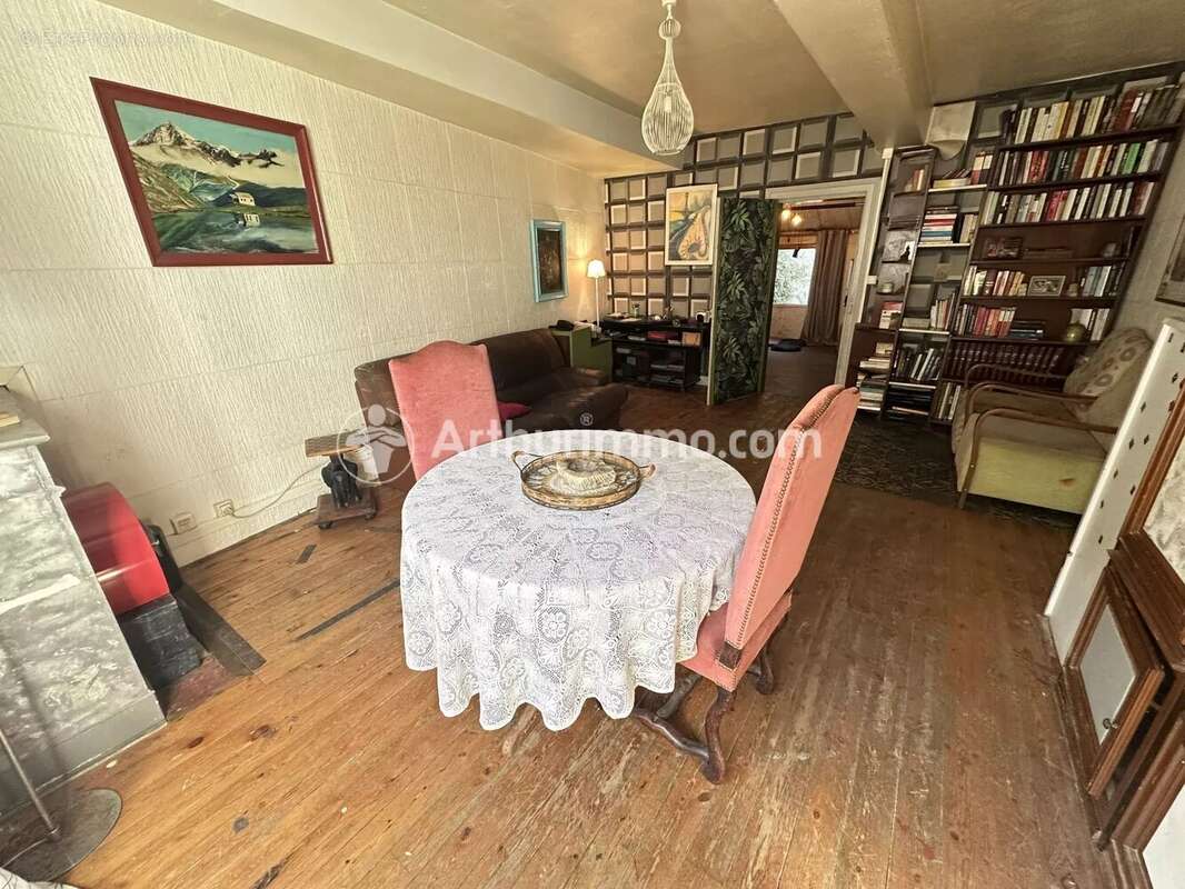 Appartement à SAINT-ASTIER