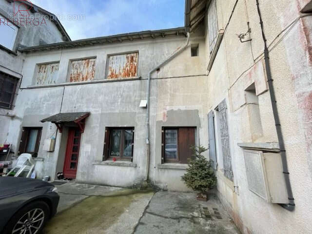 Maison à LACAUNE