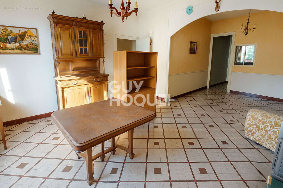 Maison à CASTETS-EN-DORTHE