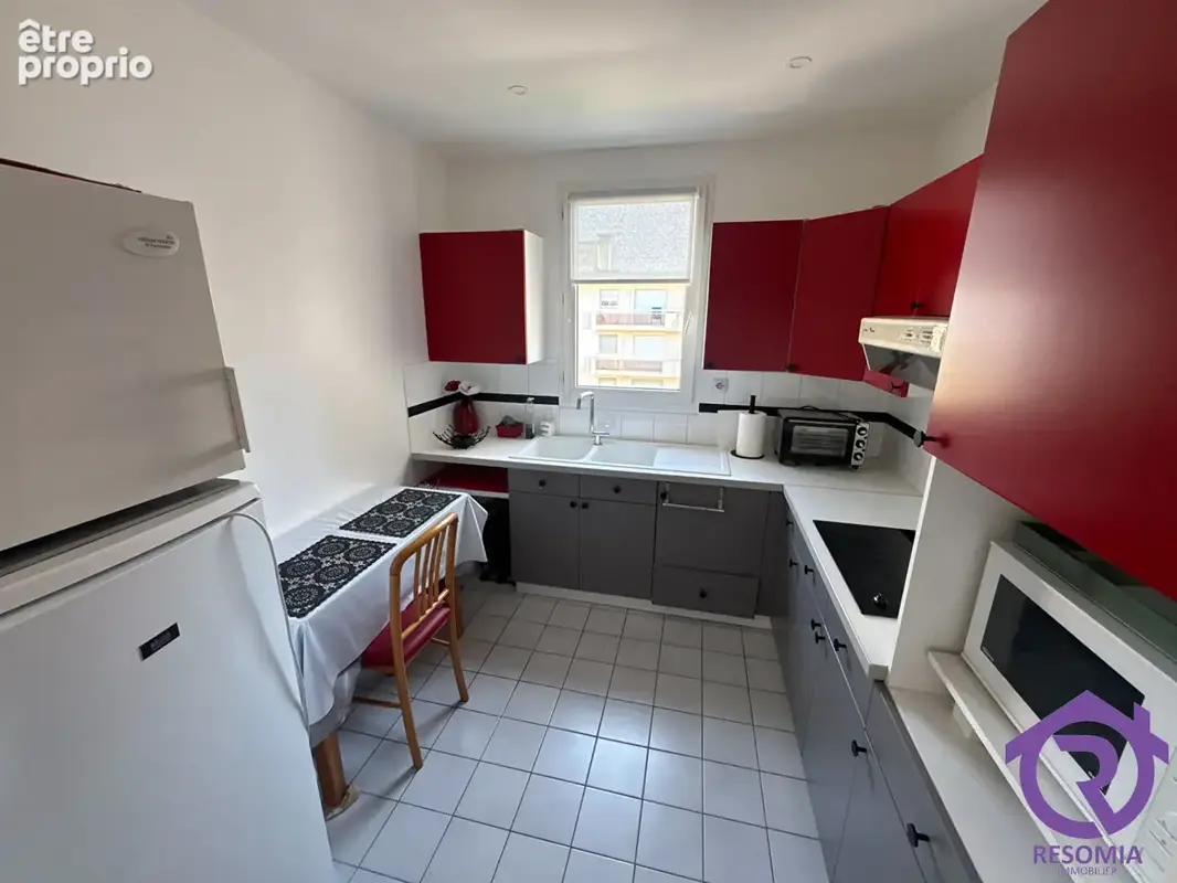 Bel appartement de 3 pièces de 66 m² au dernier étage avec BALCON + PARKING - photo 7