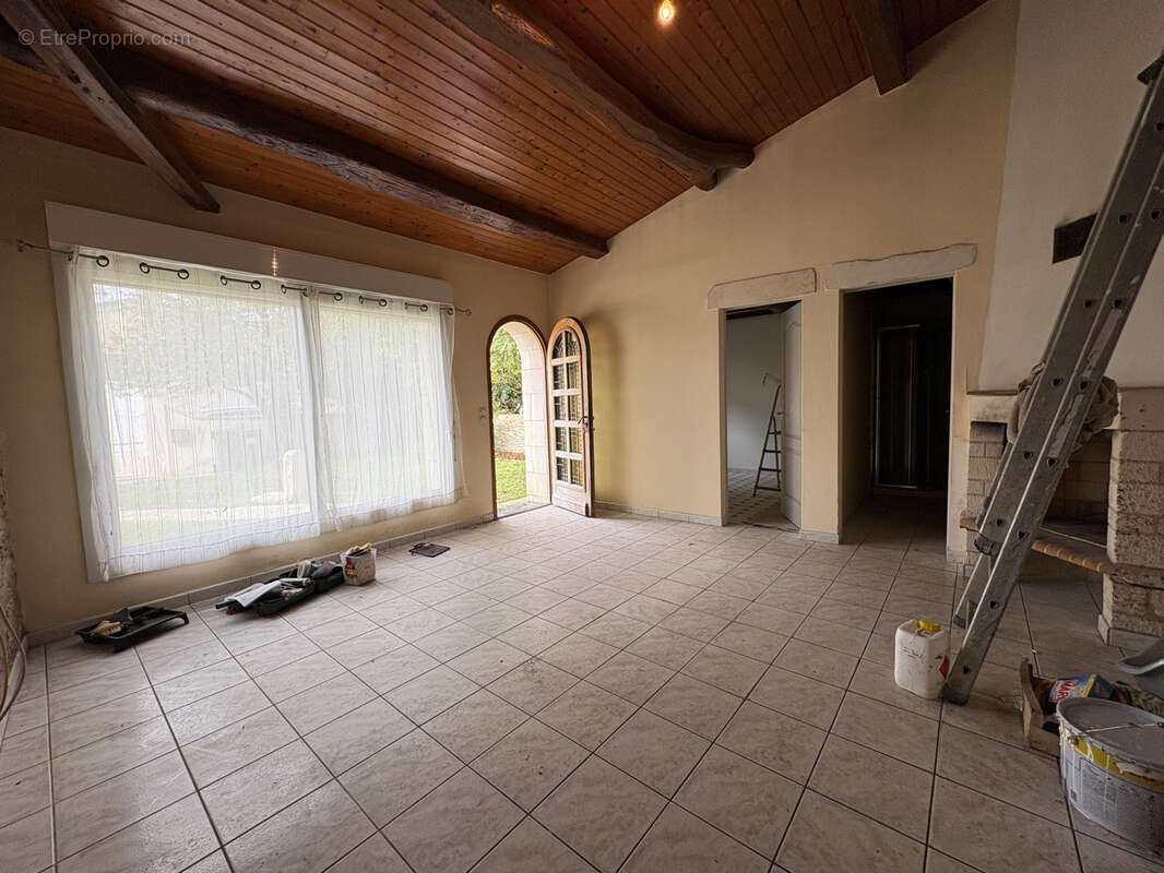 Maison à CORME-ECLUSE