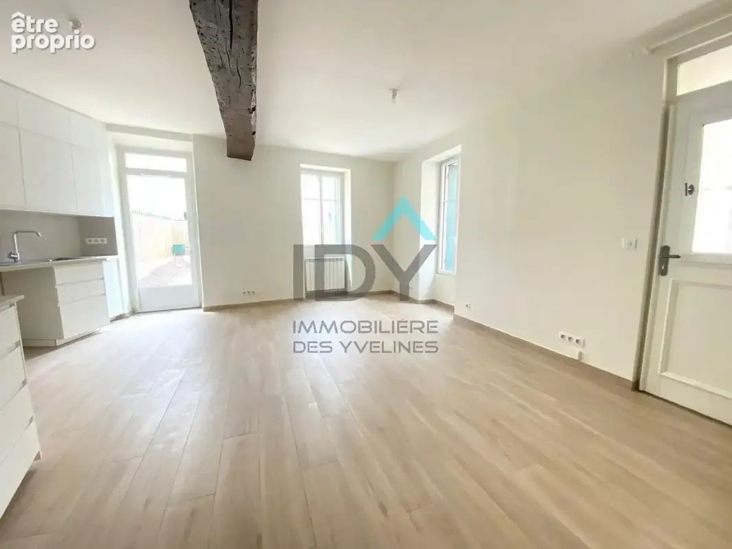 MARLY LE ROI - maison de ville avec terrasse - photo 5