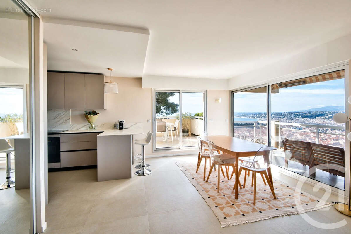 Appartement à NICE