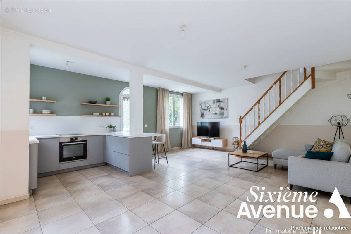 Maison à RIS-ORANGIS