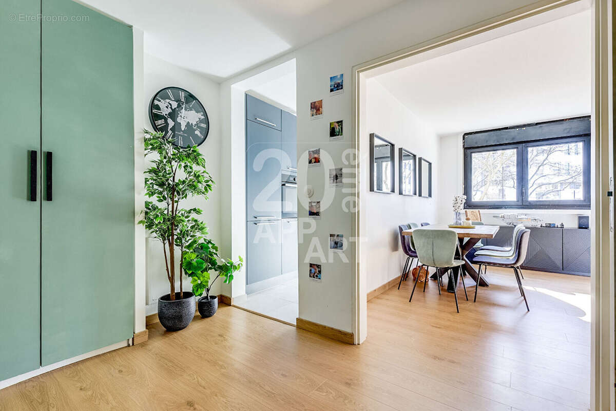 Appartement à PARIS-20E