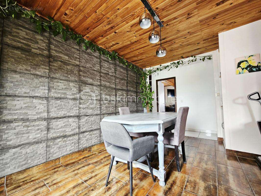 À VENDRE – Maison familiale de plain-pied avec grand terrain – Cournon-d'Auvergne - photo 7