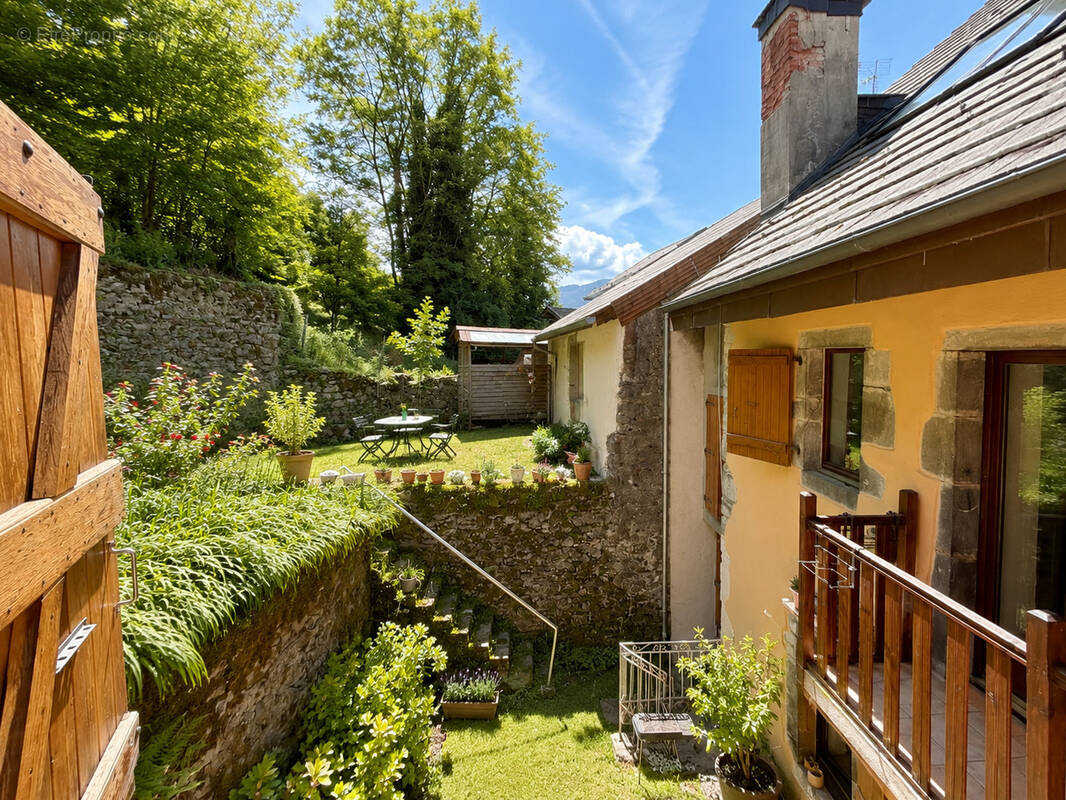 Appartement à TANINGES