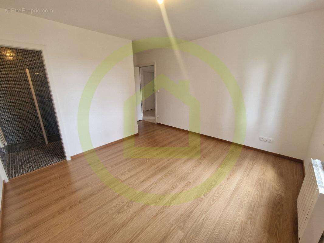 Maison à SAINT-DENIS-EN-VAL