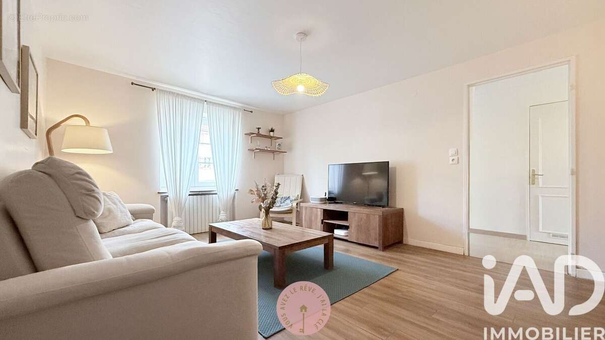 Photo 8 - Maison à COURCELLES-CHAUSSY