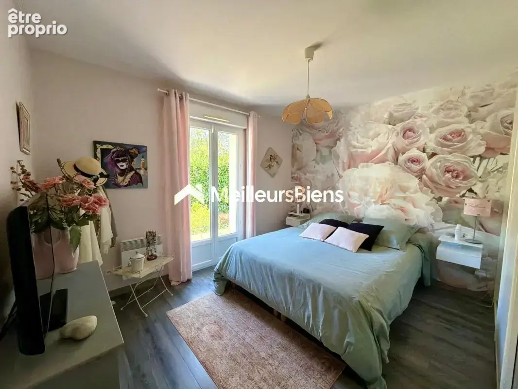 Maison de plain-pied 134 m² – 3/4 chambres – Piscine chauffée – Terrain 1 352 m² – La Bazouge-des-Alleux - photo 8