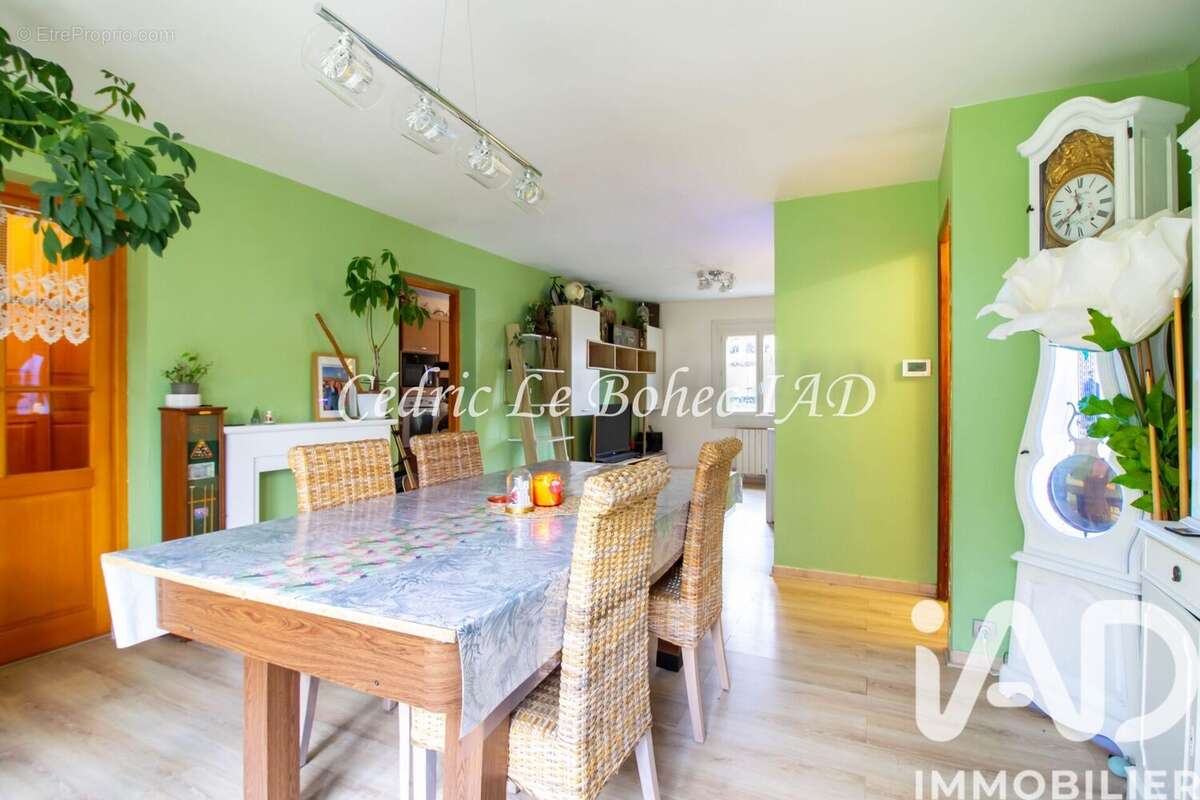 Photo 4 - Maison à MONTIGNY-LES-CORMEILLES