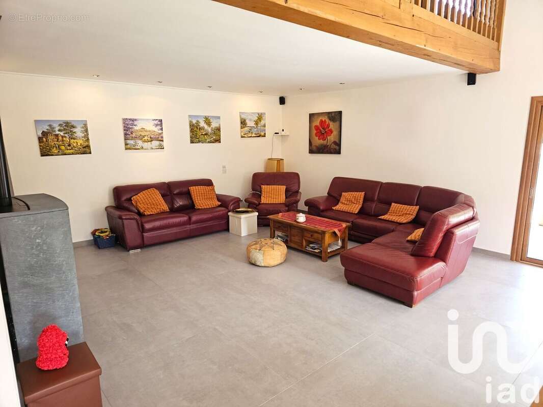 Maison 220 m² à Gageac-Et-Rouillac  - photo 6