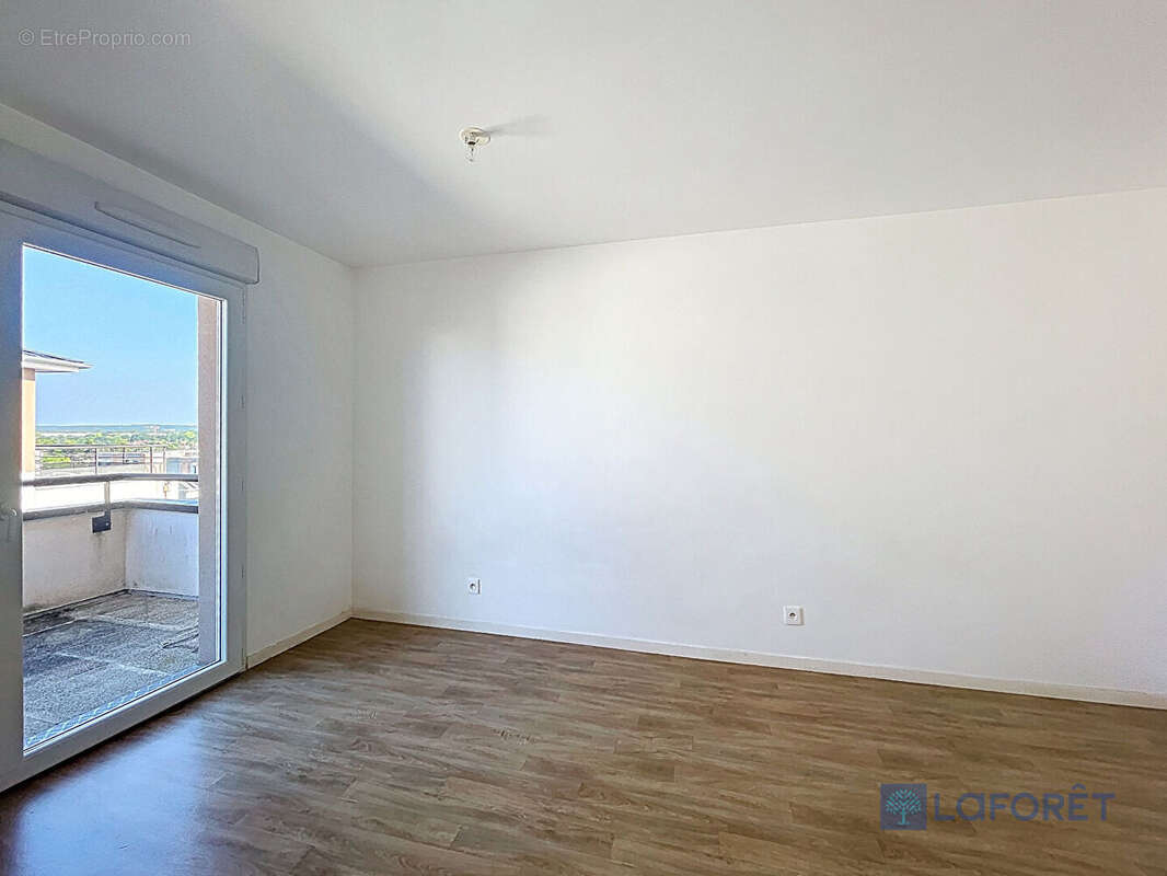 Appartement à ARPAJON