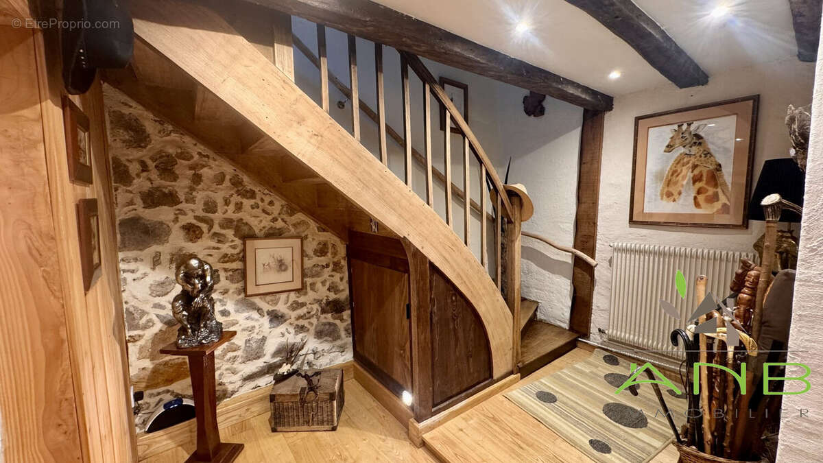 Maison à MAZEROLLES