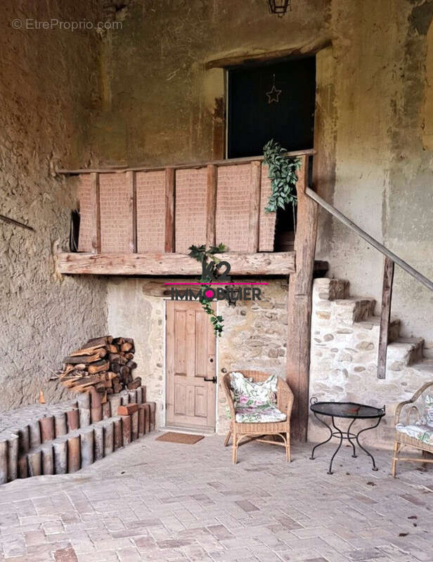 Maison à SAUZET
