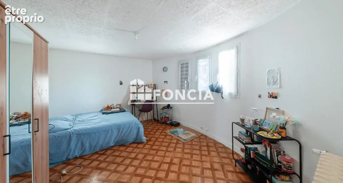 GIBAUDERIE Investissement locatif, maison de 6 chambres louées 450 euros chaque, rapport possible de 32400e annuel - photo 12