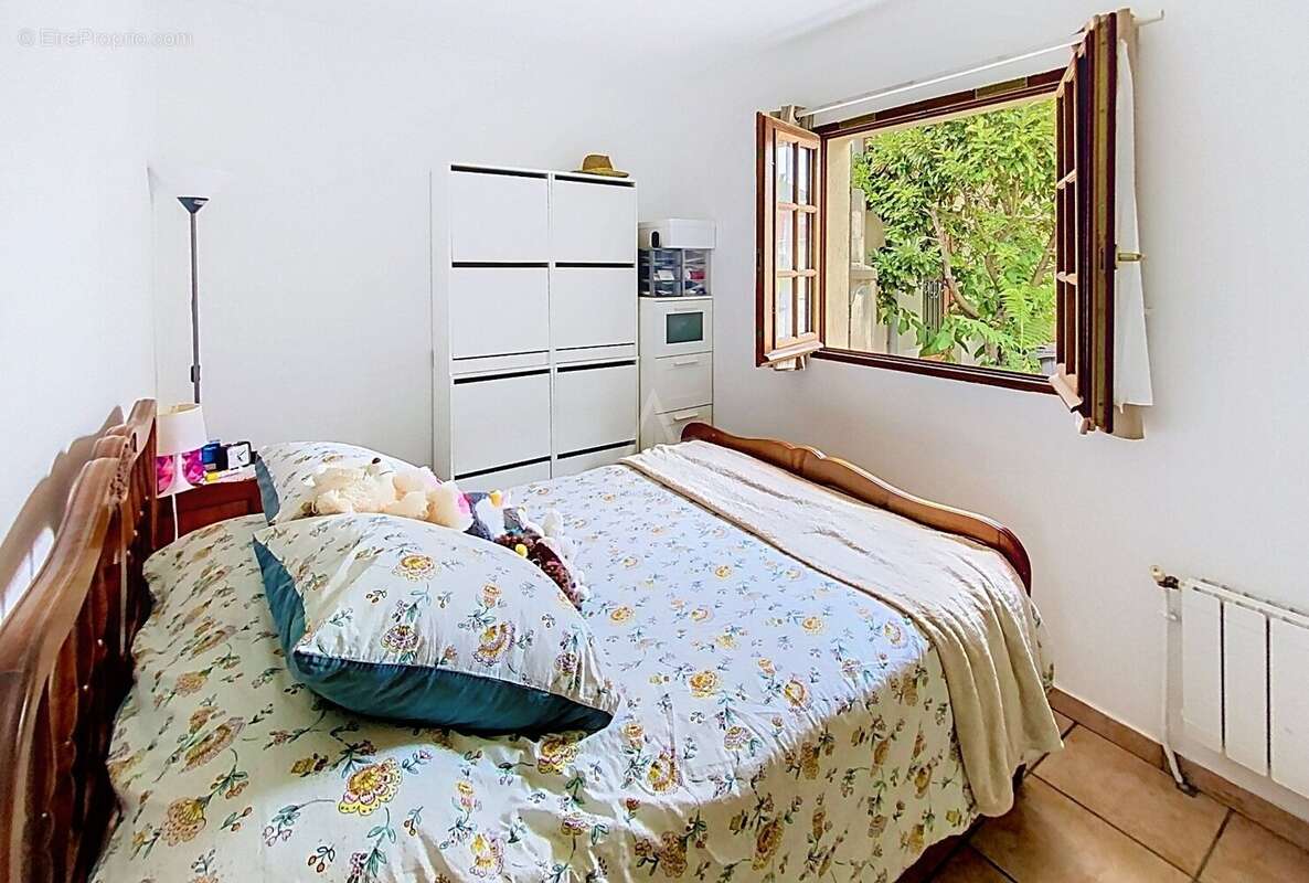 Appartement à SAINT-MAUR-DES-FOSSES