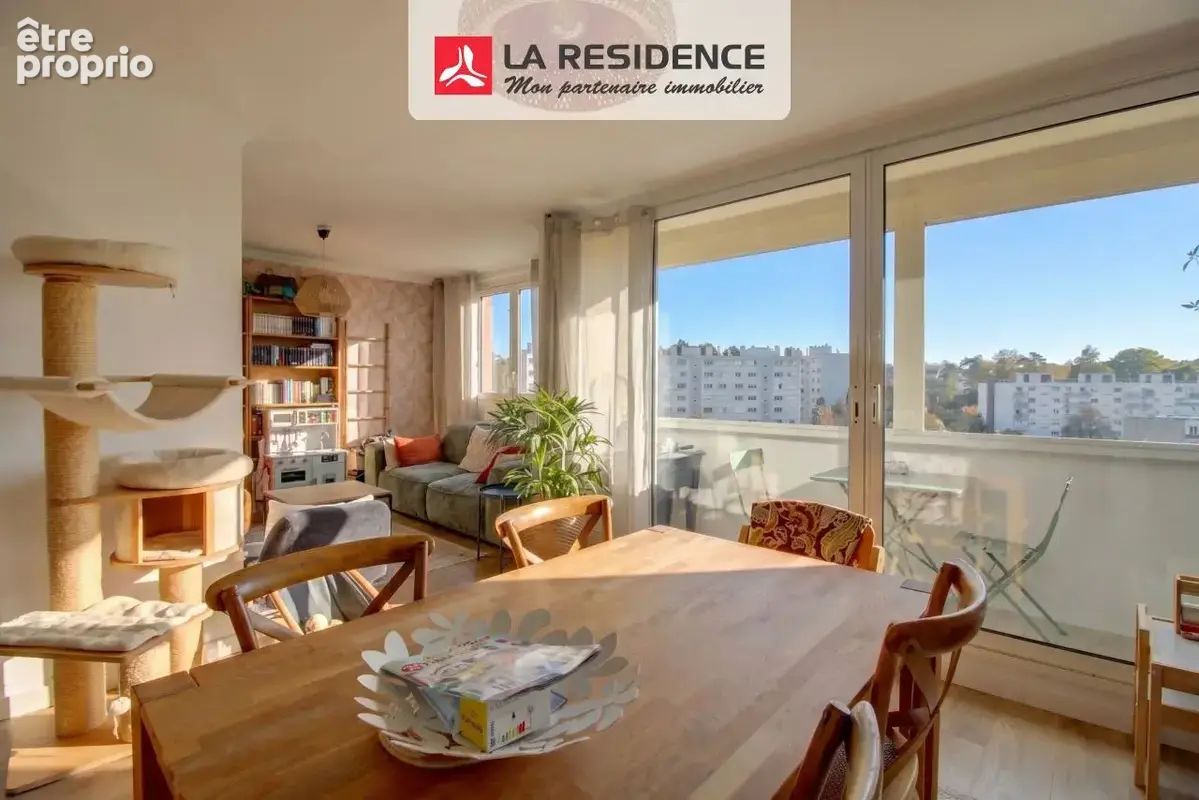 Appartement 4 pièces 69 m² à vendre à Poissy (78300) - photo 2