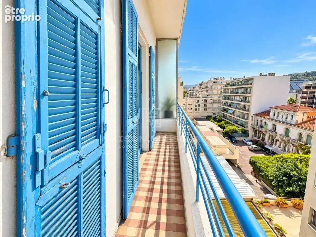 3/4 pièces - 5ème etage – vue panoramique mer baies des anges – magnifique terrasse d'angle - photo 12