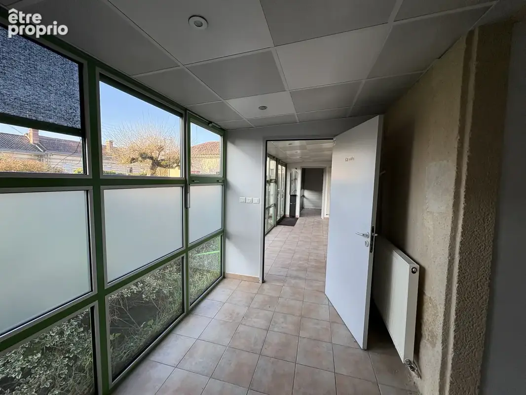 LANGON CENTRE : Local professionnel 98 m2 avec parkings - photo 3
